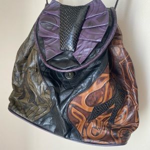 Vintage Sharif leather bucket purse with crossbody strap